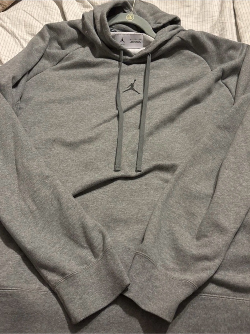 Jordan Men’s Heather Gray Pullover Hoodie with Jumpman Logo